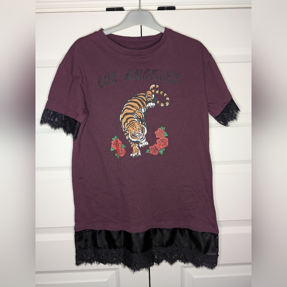 Cold Crush Tops - Cold Crush Small Womens T-shirt Burgundy with Black Lace Edges 'Los Angeles'